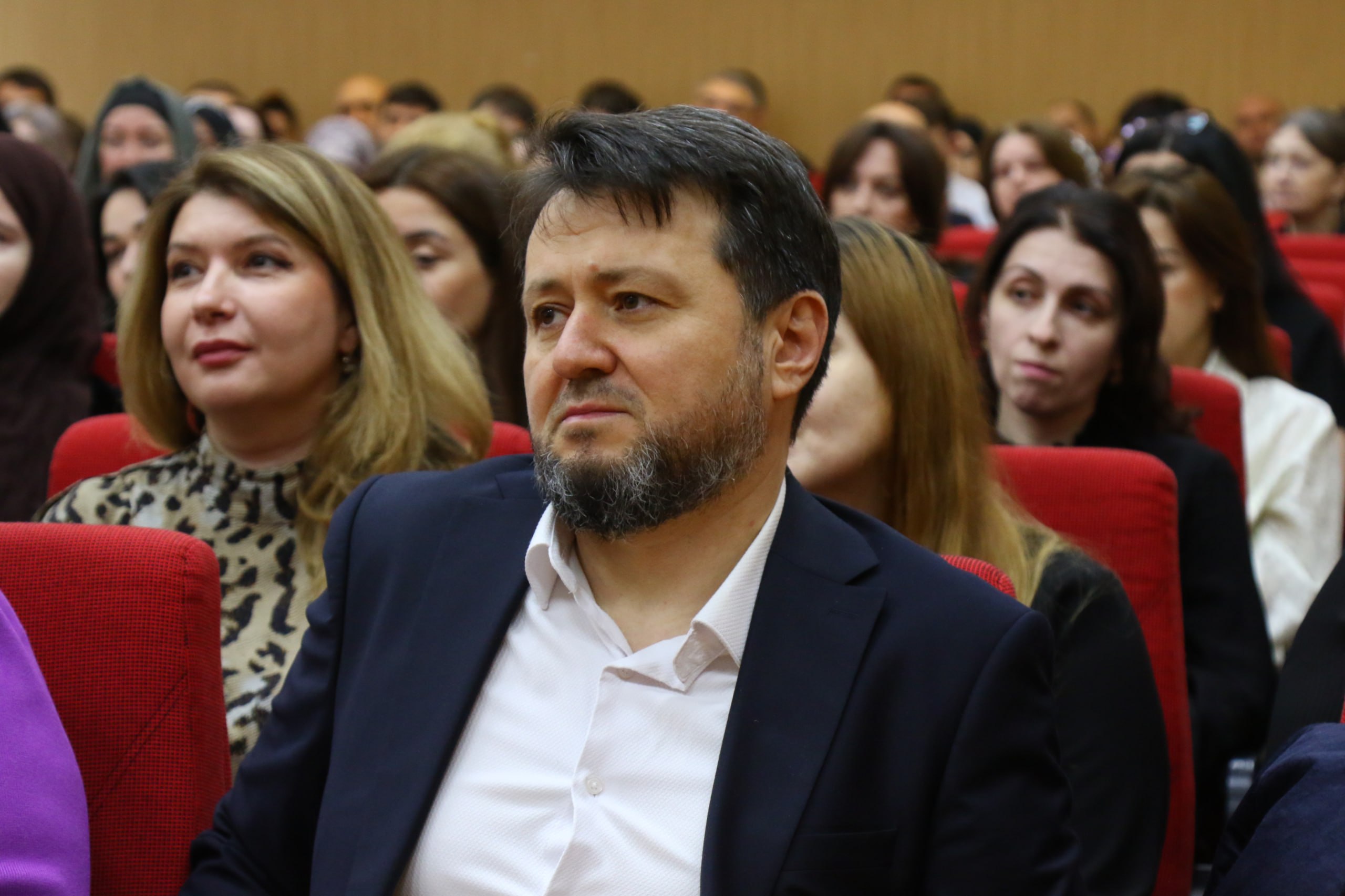 Первый рабочий день недели в Минтруда РД: новые назначения и приоритеты